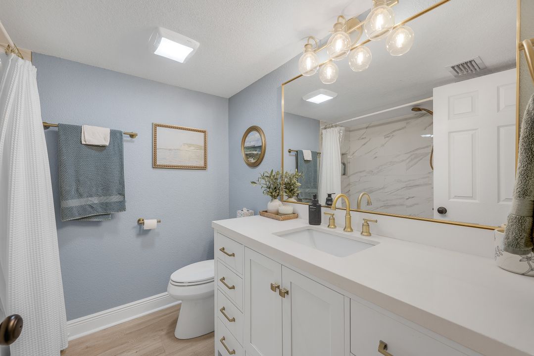 896 Buttonwood Dr  #108, Fort Myers Beach, FL 33931