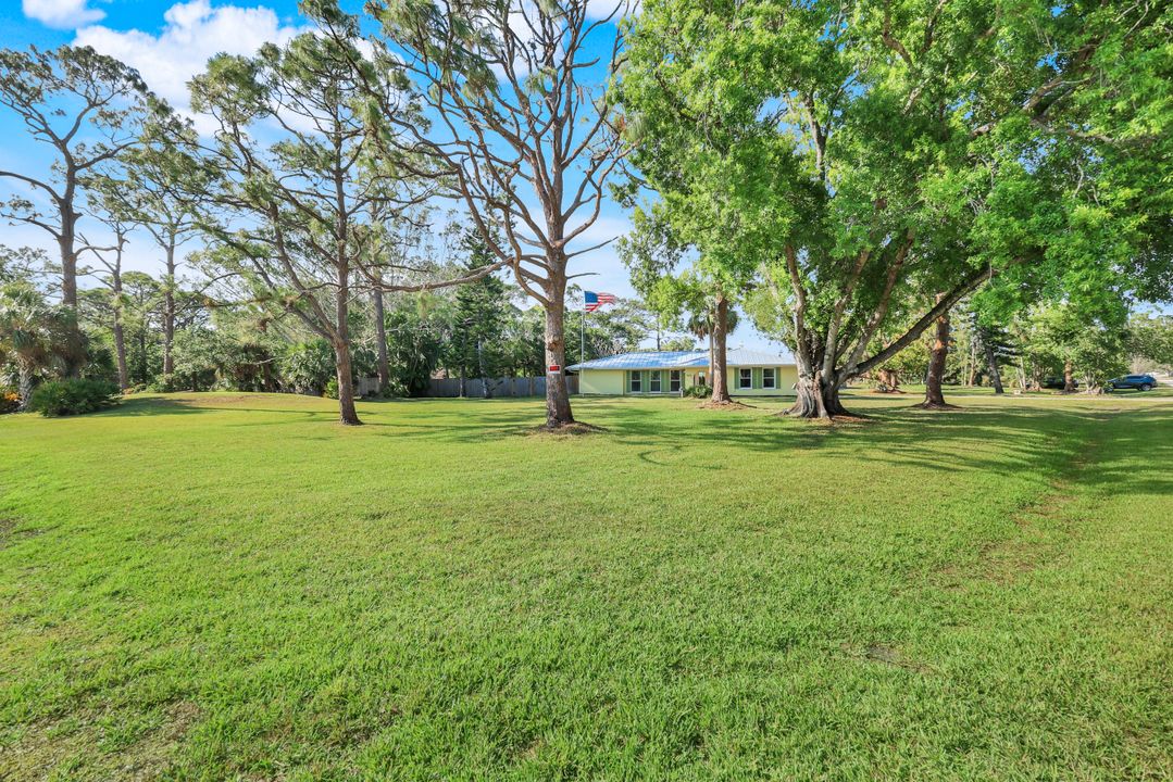 3636 Heritage Ln, Fort Myers, FL 33908