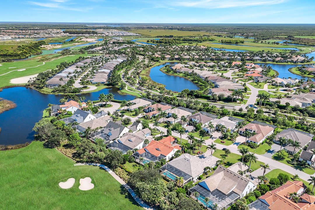 3233 Tavolara Ln, Naples, FL 34114