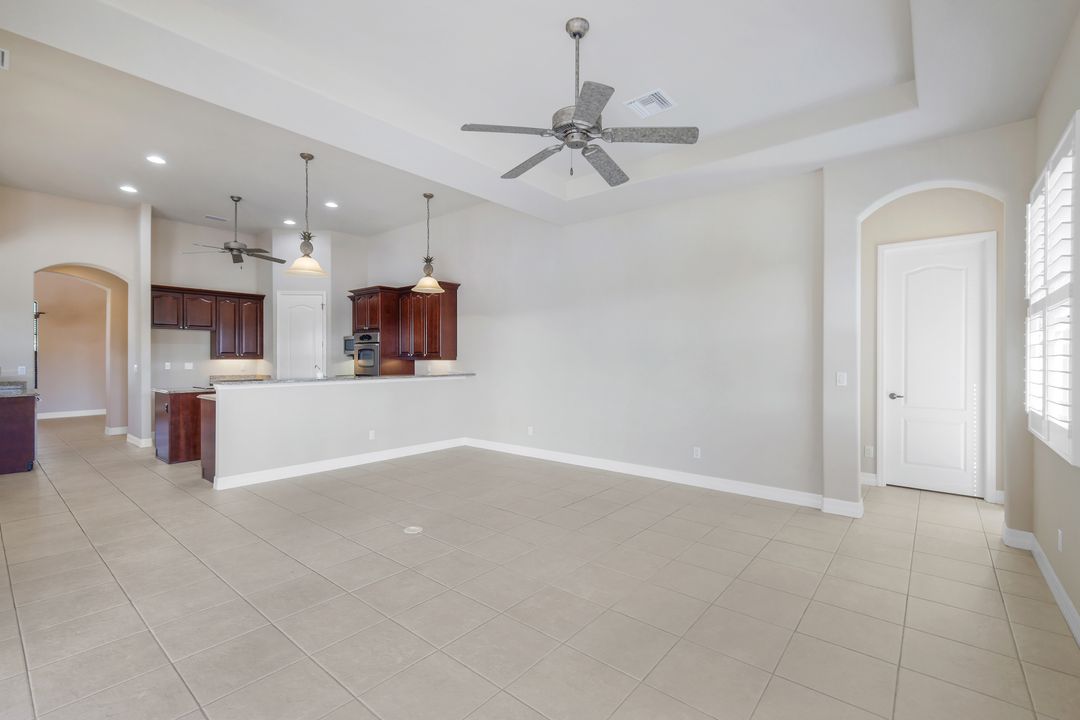 3939 SW 27th Ct, Cape Coral, FL 33914