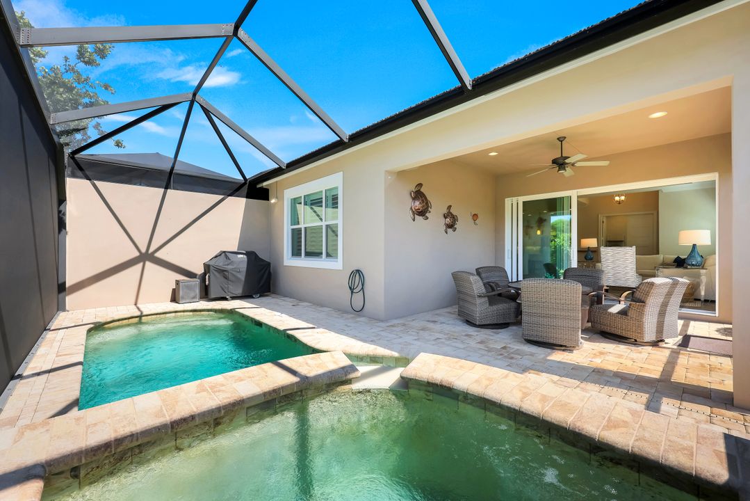 5665 Highbourne Dr, Naples, FL 34113