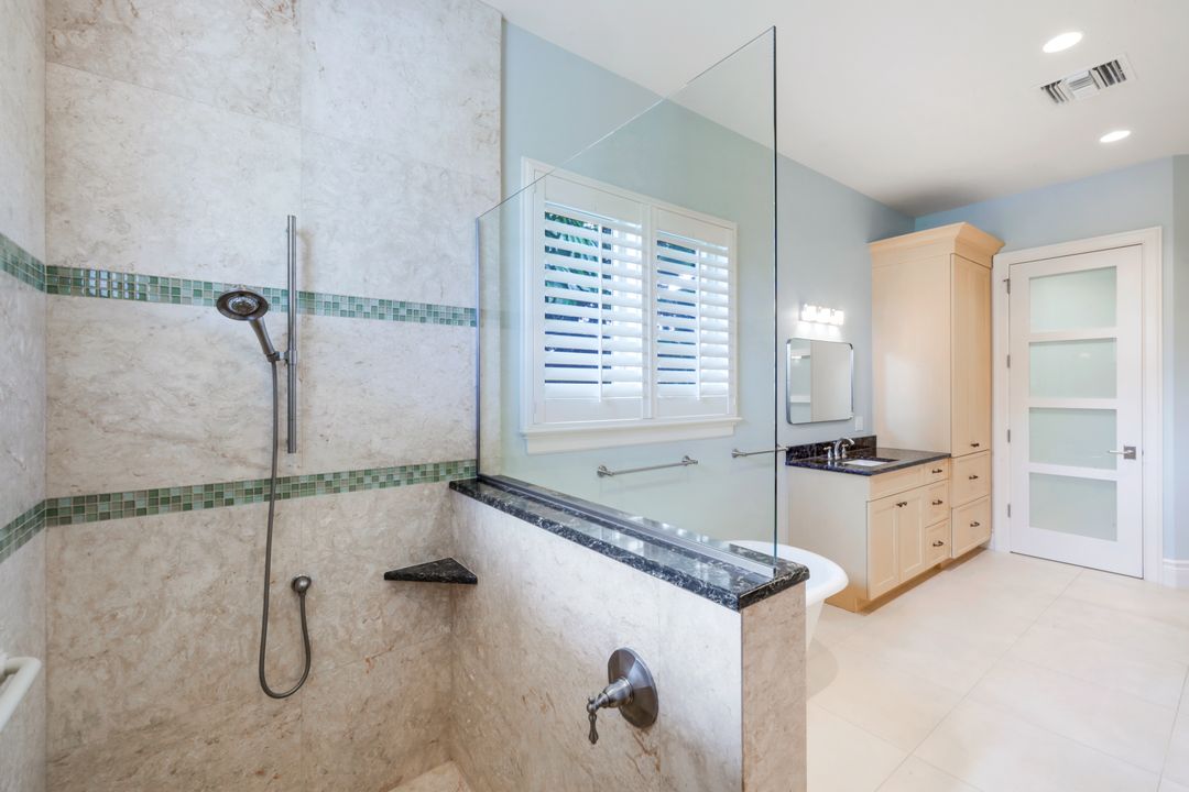 4127 Belair Ln, Naples, FL 34103