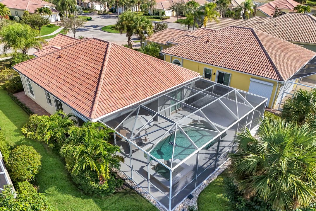 7063 Toscana Ct, Naples, FL 34114