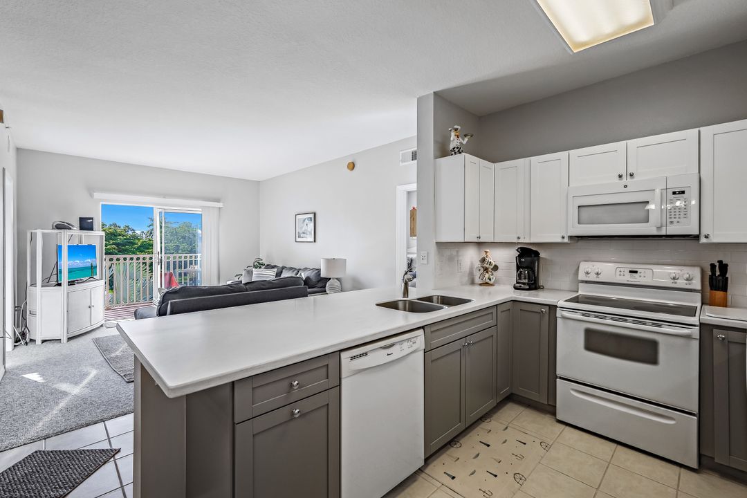 11400 Ocean Walk Dr #5303, Fort Myers, FL 33908