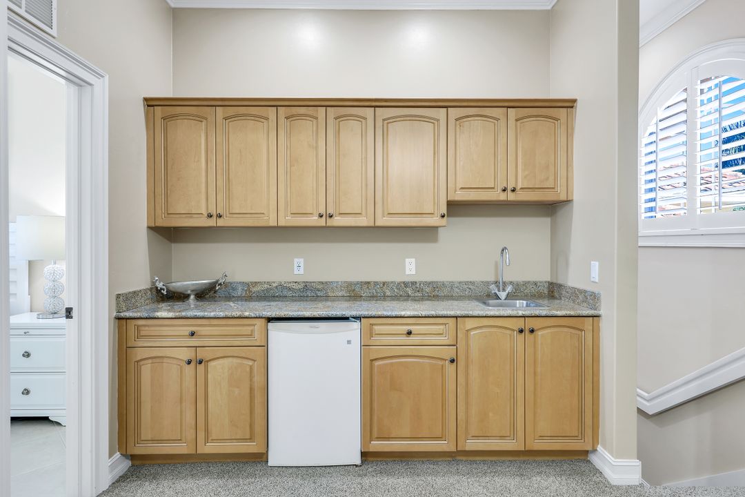 309 Rookery Ct, Marco Island, FL 34145