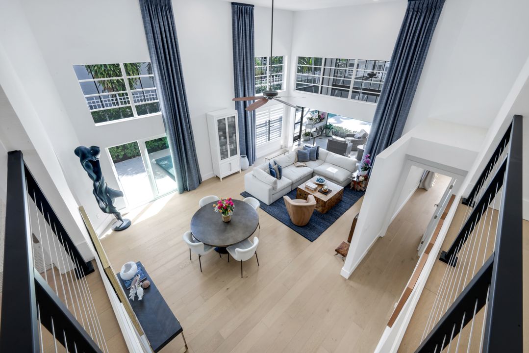 2128 Paget Cir, Naples, FL 34112