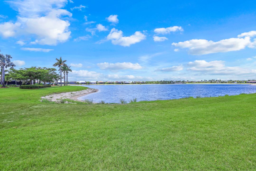 14704 Kelson Cir, Naples, FL 34114