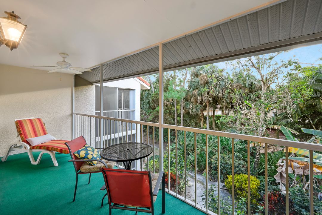 2305 Hidden Lake Dr #3704, Naples, FL 34112