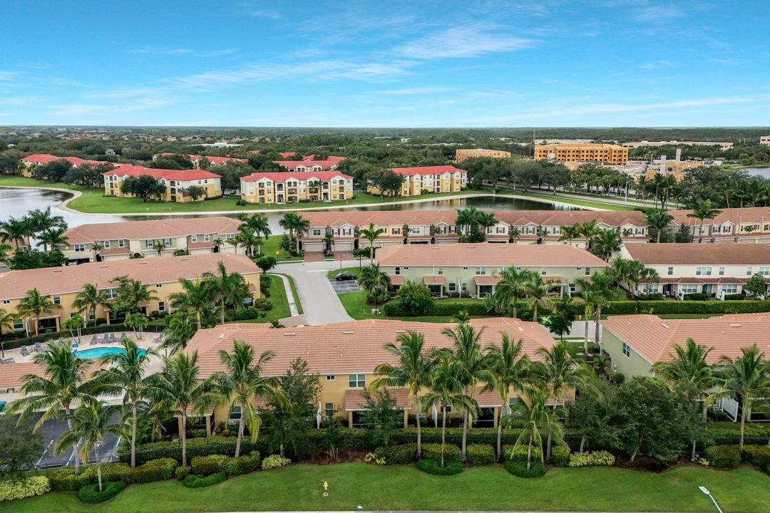 12111 Mahogany Cove St, Fort Myers, FL 33913