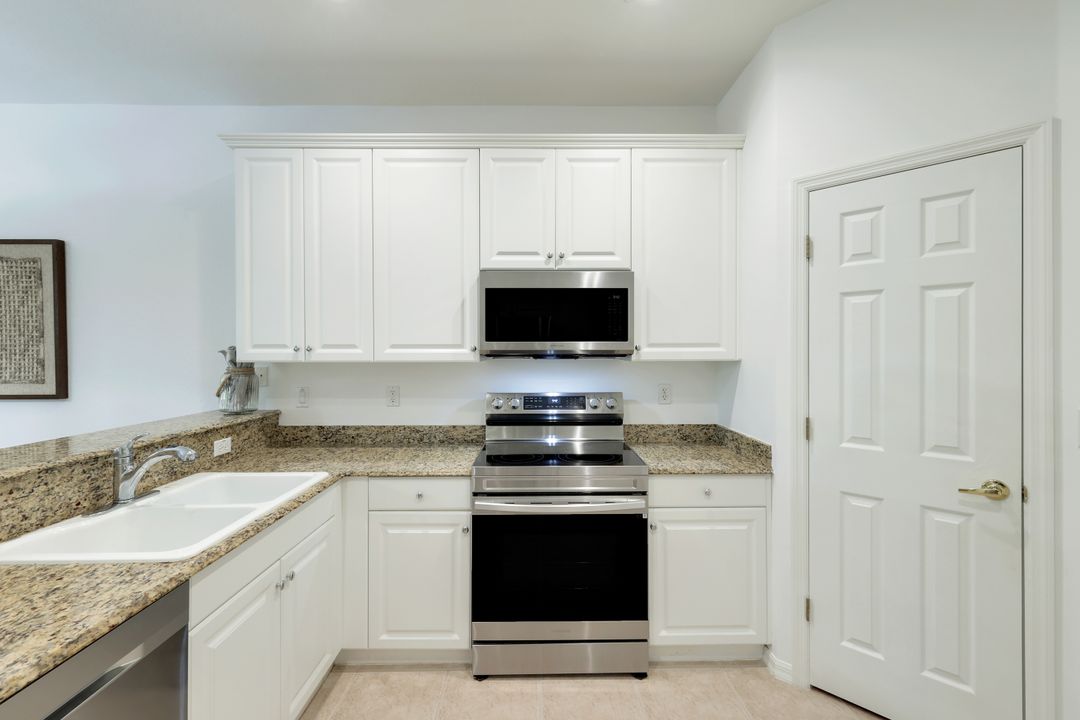 13634 Lucera Ct, Estero, FL 33928