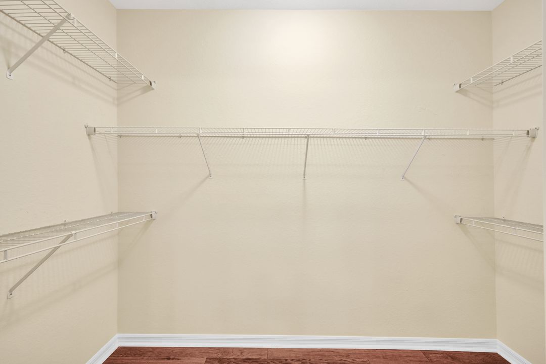 5255 Birmingham Dr #101, Naples, FL 34110