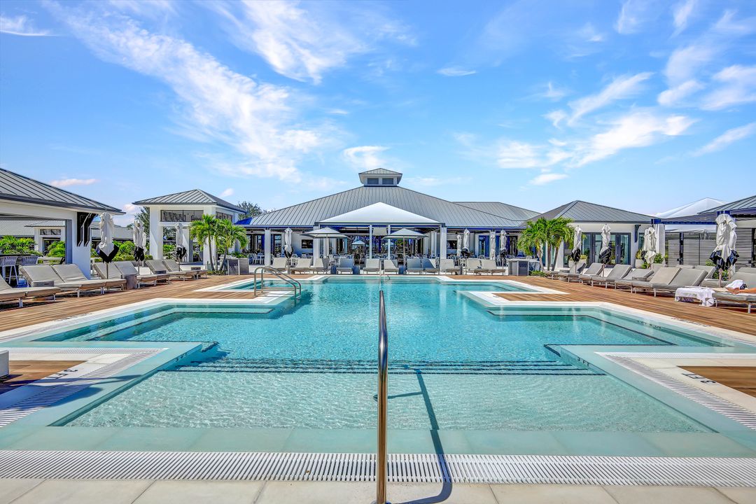 13935 Old Coast Rd #1804, Naples, FL 34110