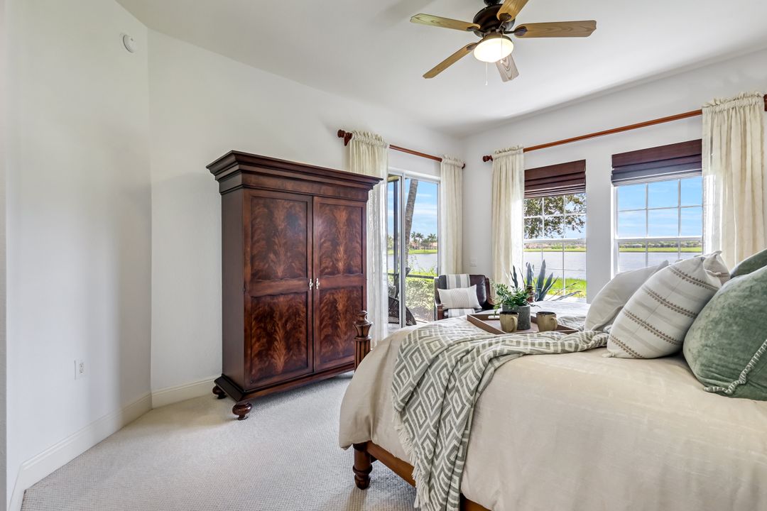 3164 Serena Ln #101, Naples, FL 34114
