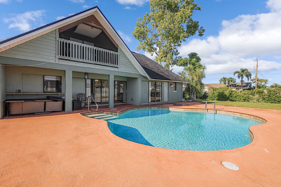 1101 SE 30th St, Cape Coral, FL 33904