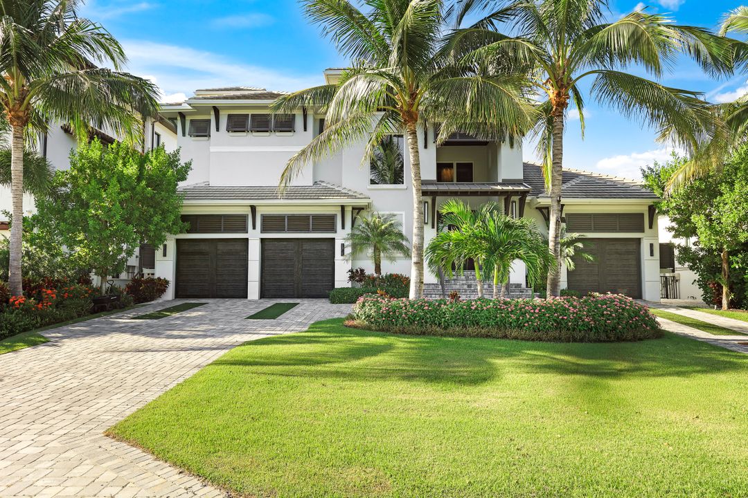 103 Bayview Ave, Naples, FL 34108