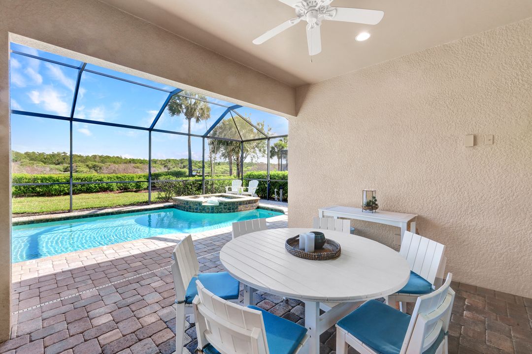 9311 Fieldstone Ln, Naples, FL 34120