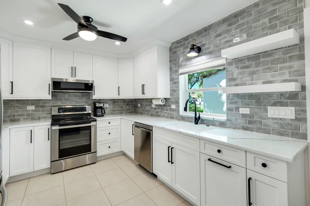 26896 Spanish Gardens Dr, Bonita Springs, FL 34135