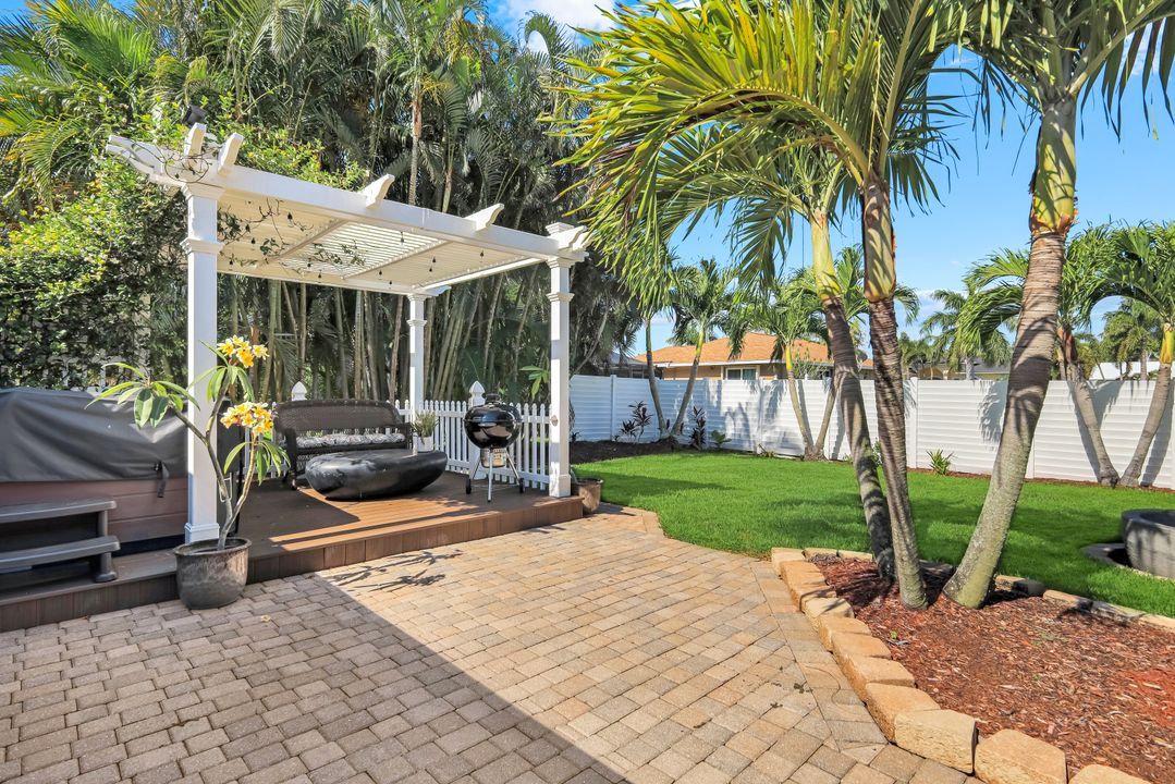 4312 SW 25th Pl, Cape Coral, FL 33914