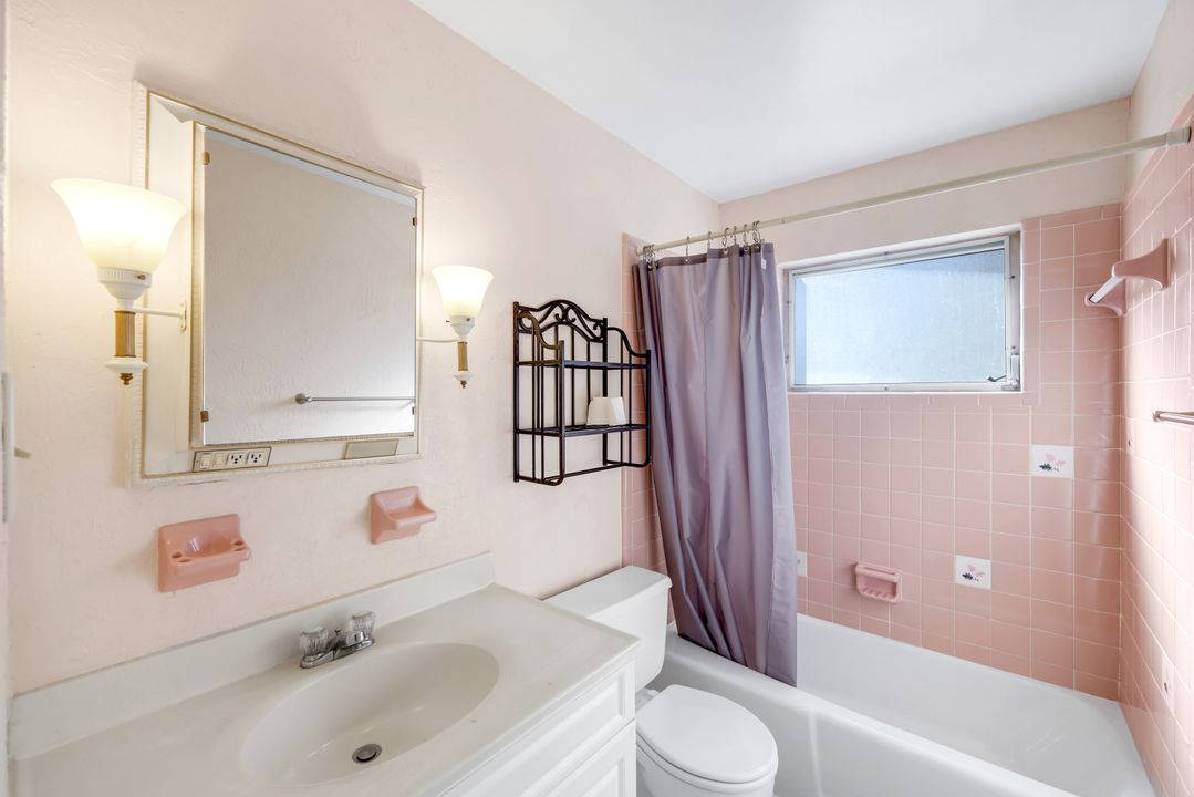 8760 Dartmouth St, Fort Myers, FL 33907