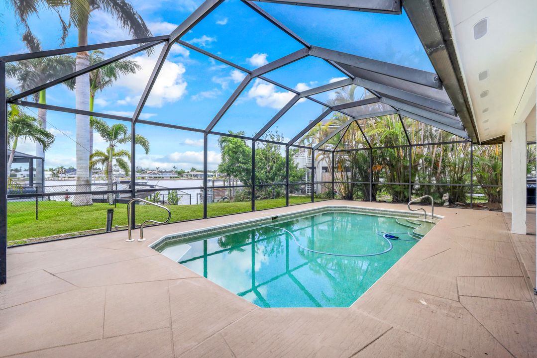 133 SE 40th St, Cape Coral, FL 33904