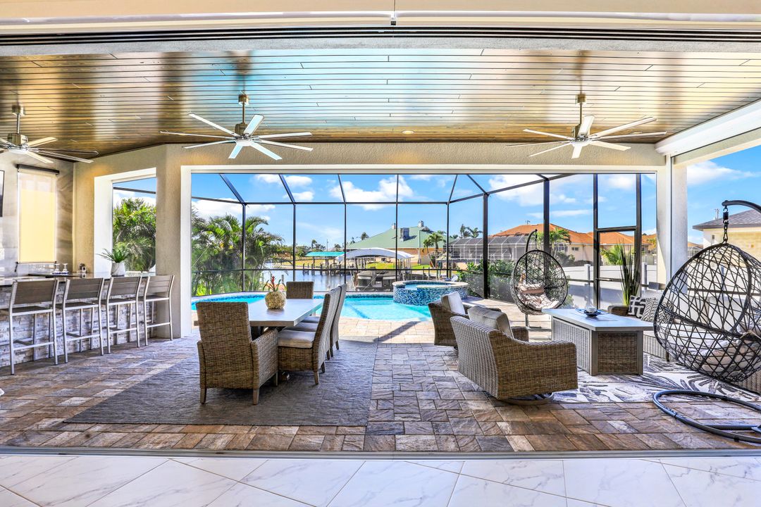 3518 Oasis Blvd, Cape Coral, FL 33914