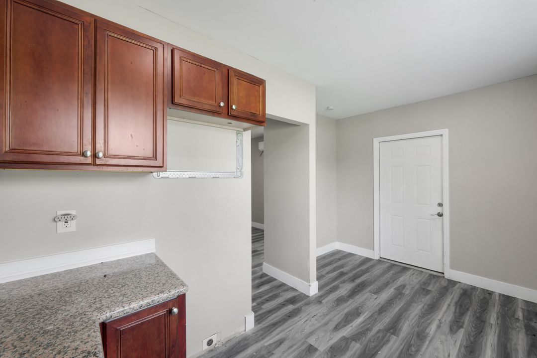 1795 Desoto Blvd S, Naples, FL 34117
