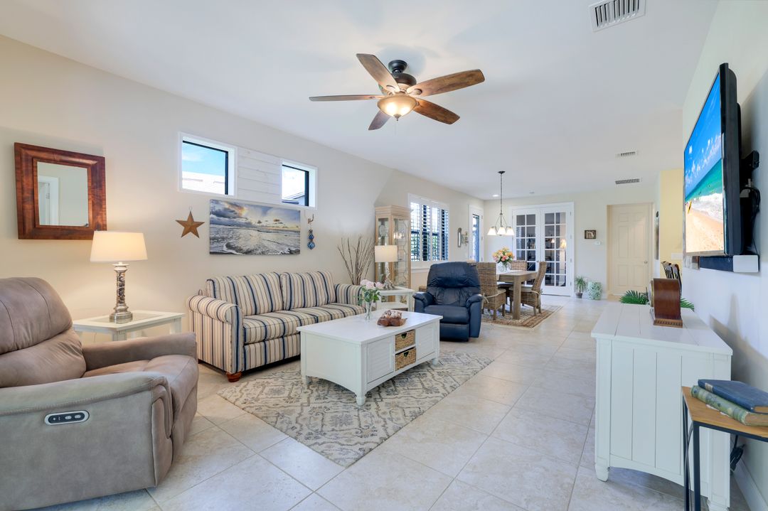 7113 Live Oak Dr, Naples, FL 34114
