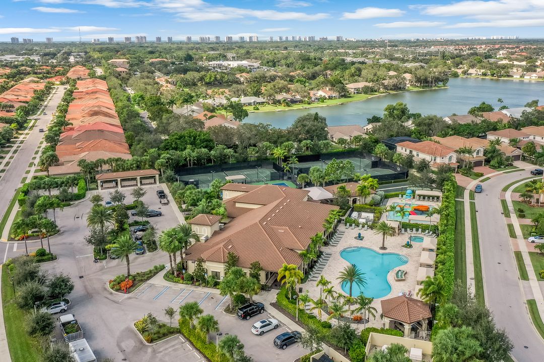 13644 Mandarin Cir, Naples, FL 34109