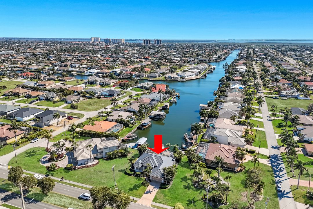 2014 Cape Coral Pkwy W, Cape Coral, FL 33914