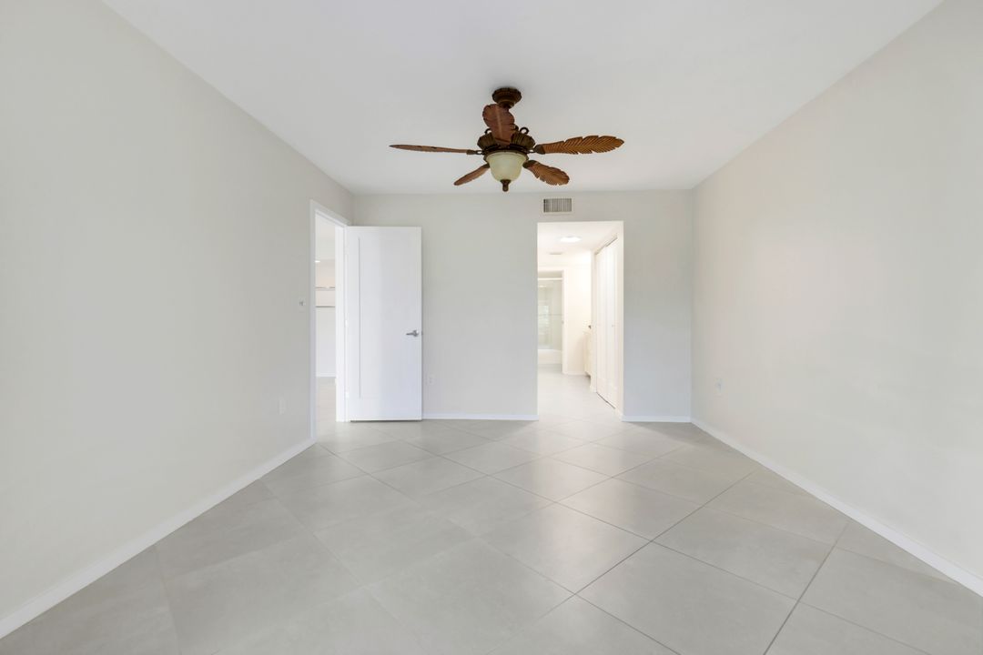 16460 Timberlakes Dr #103, Fort Myers, FL 33908