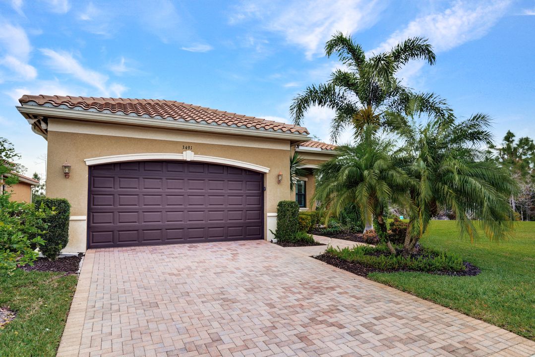 3491 Pacific Dr, Naples, FL 34119