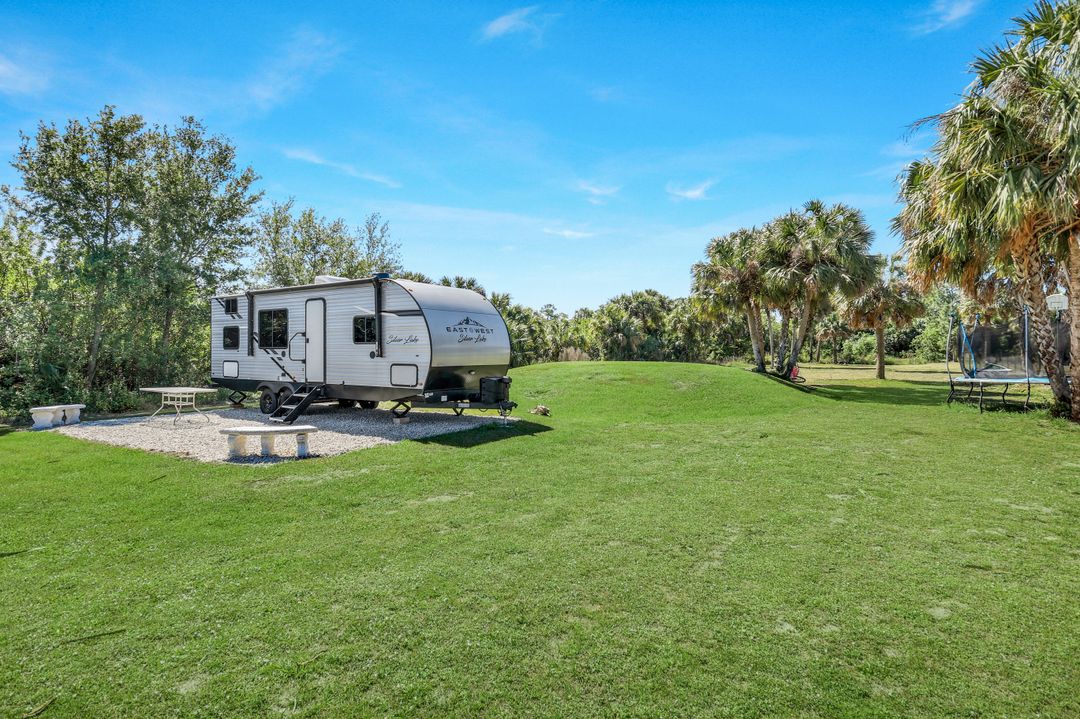 3460 20th Ave NE, Naples, FL 34120