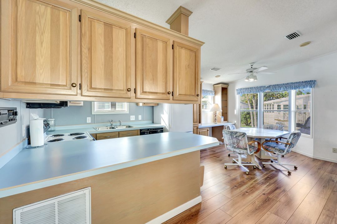 10827 Little Heron Cir SE, Estero, FL 33928