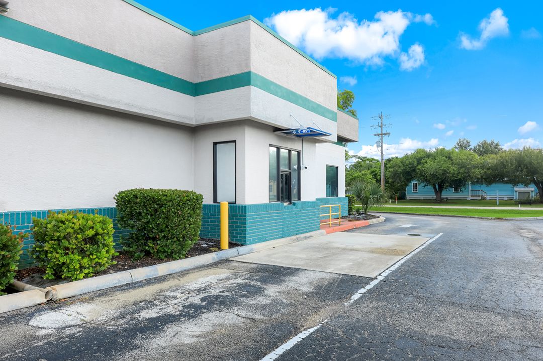 10493 Stringfellow Rd, Bokeelia, FL 33922