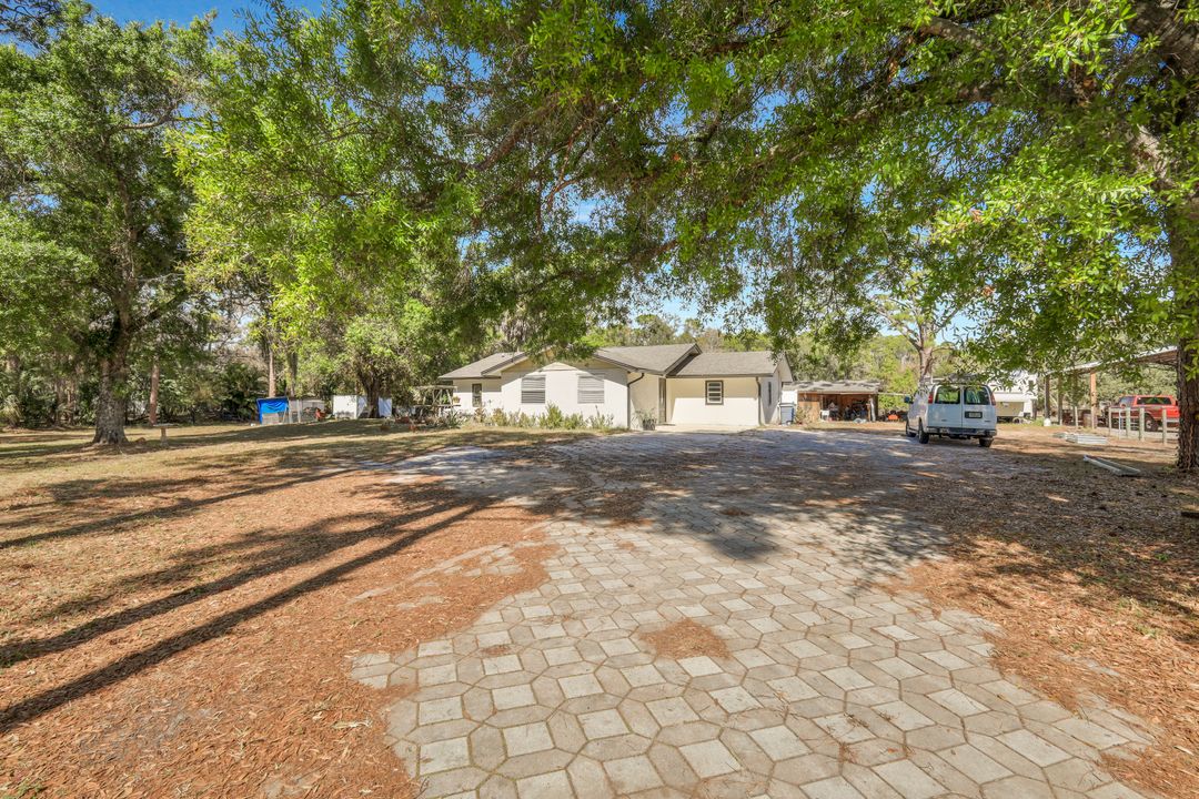 18371 Durrance Rd, North Fort Myers, FL 33917