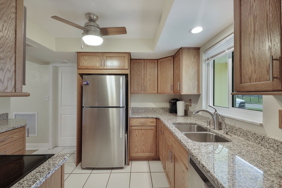 1751 Lakeview Blvd, North Fort Myers, FL 33903