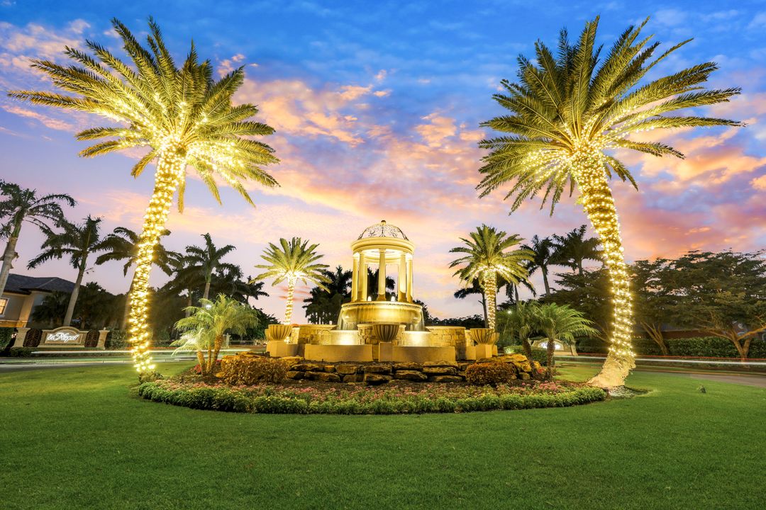 9590 Trevi Ct #5323, Naples, FL 34113