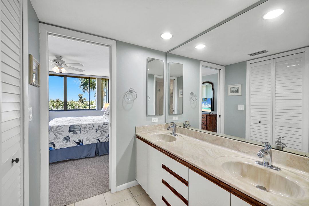 7129 Lakeridge View Court #302, Fort Myers, FL 33907