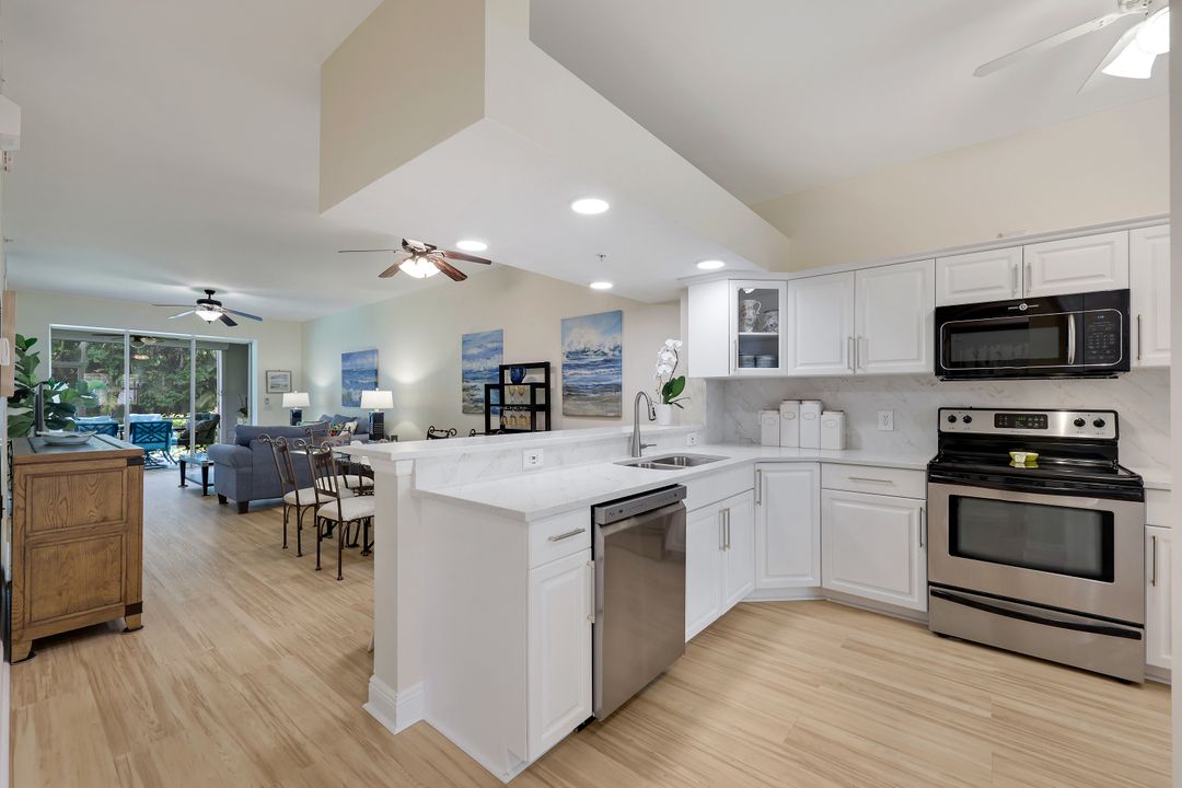 2350 Hidden Lake Ct #2511, Naples, FL 34112