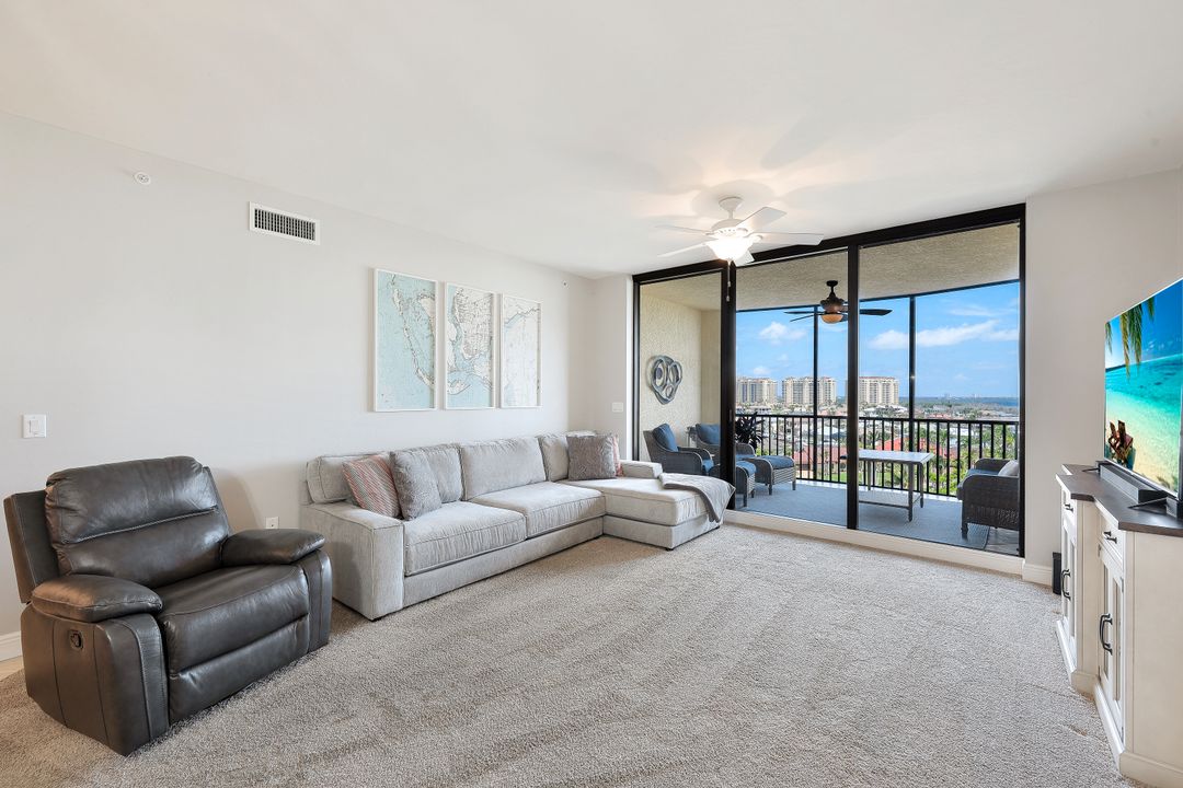 5793 Cape Harbour Dr #811, Cape Coral, FL 33914