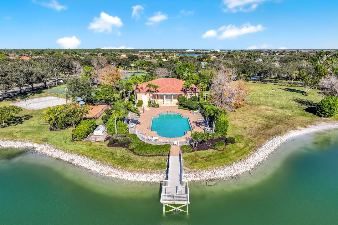 598 Grand Rapids Blvd, Naples, FL 34120