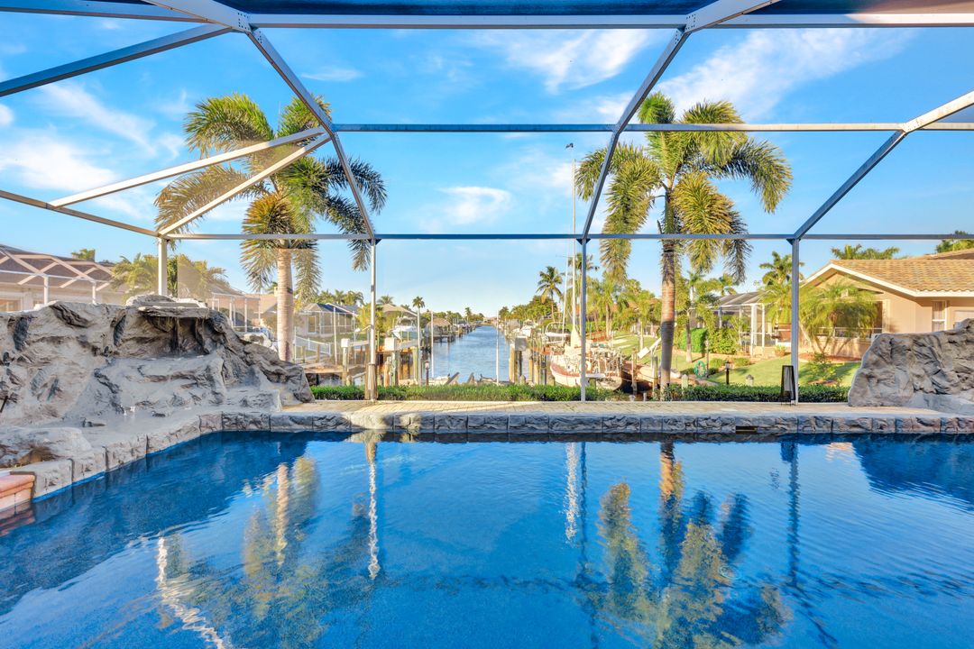 907 SW 51st Terrace, Cape Coral, FL 33914