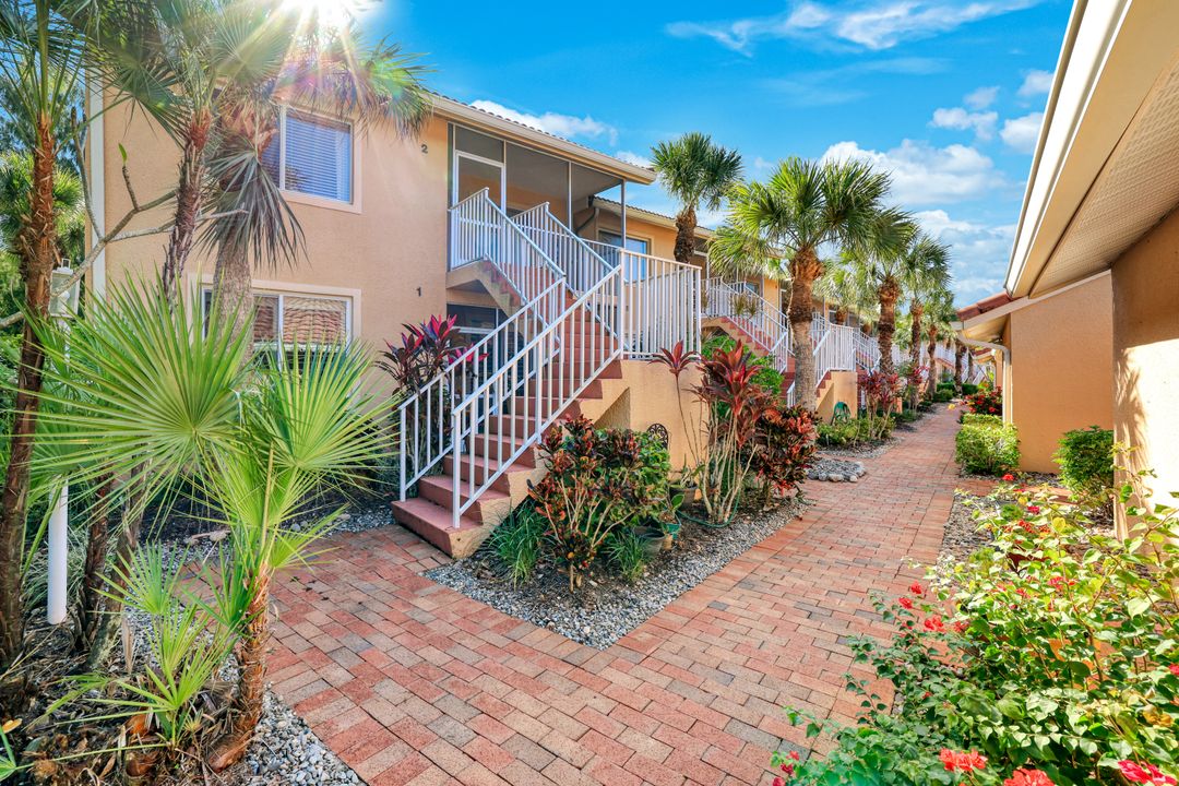 1650 Windy Pines Dr #2, Naples, FL 34112