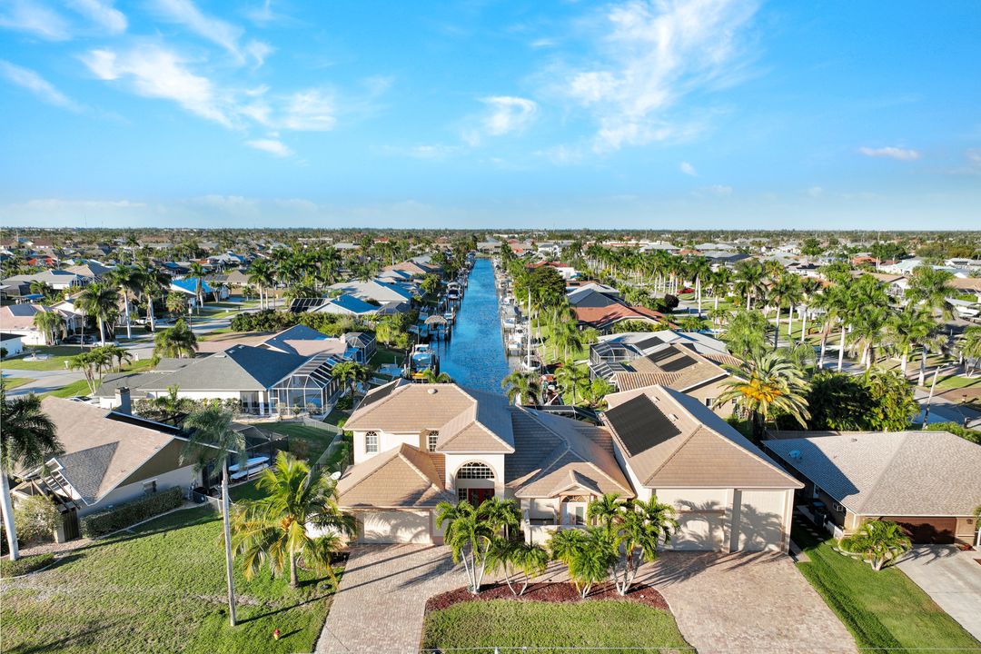 907 SW 51st Terrace, Cape Coral, FL 33914
