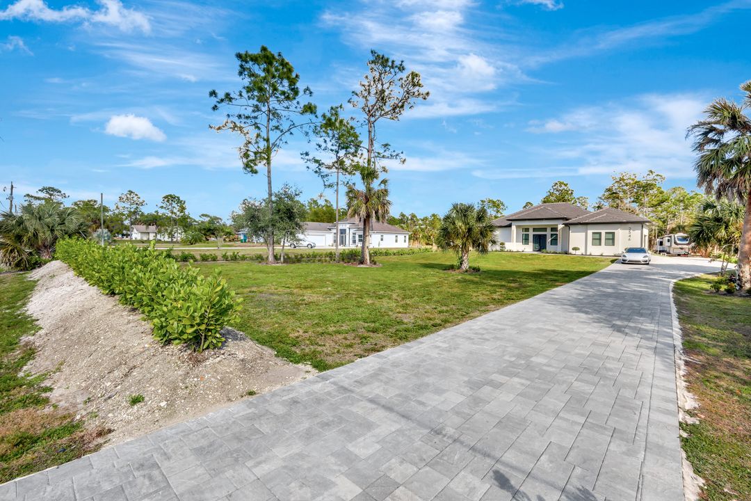 2546 4th St NW, Naples, FL 34120