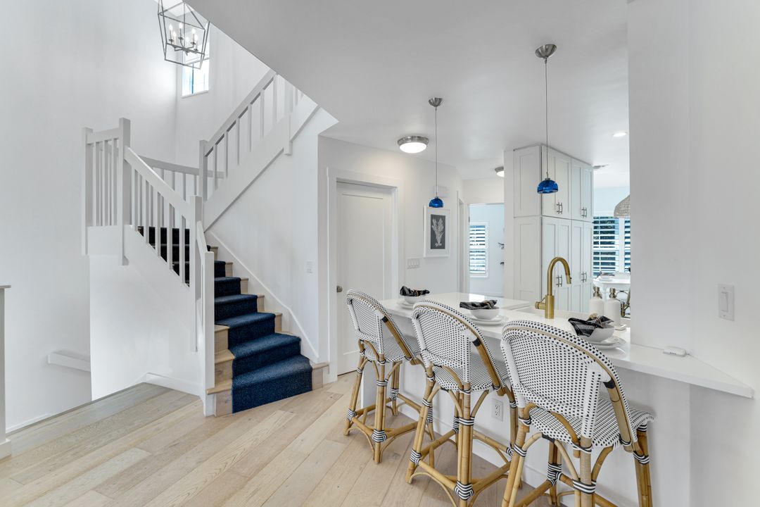 8345 Excalibur Cir #M4, Naples, FL 34108