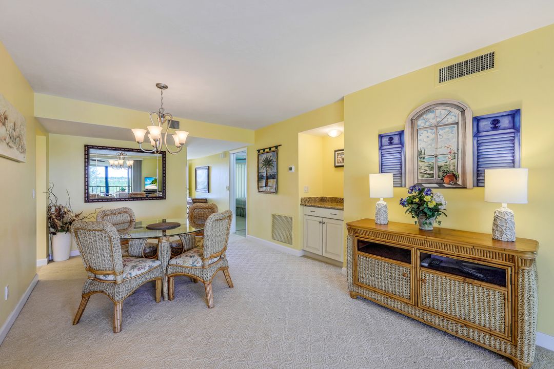 7119 Lakeridge View Court #Unit 303, Fort Myers, FL 33907