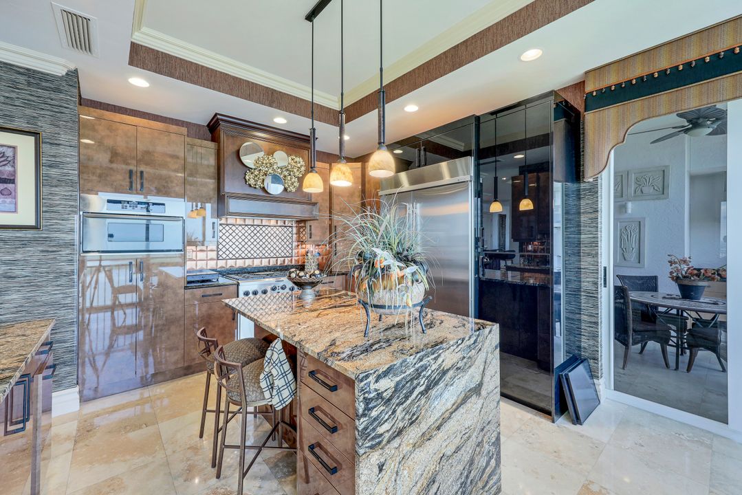 4951 Bonita Bay Blvd #PH203, Bonita Springs, FL 34134