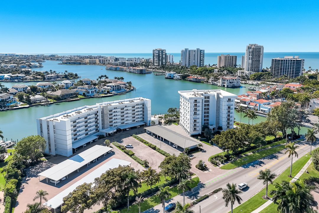 250 Park Shore Dr #701, Naples, FL 34103
