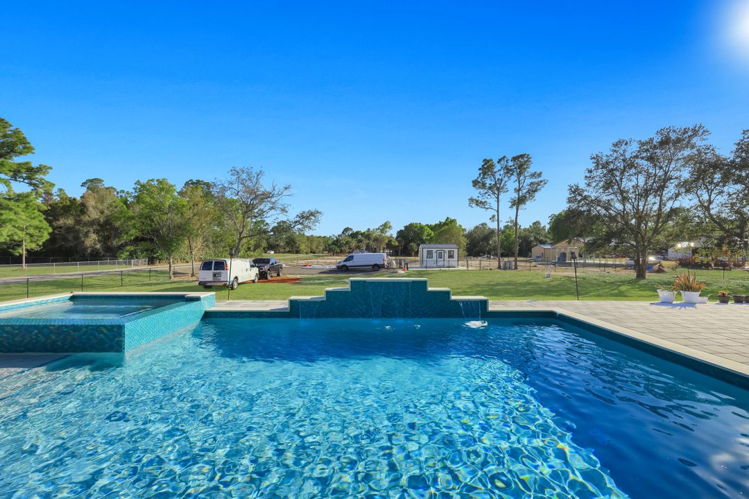 1104 E 6th St, Lehigh Acres, FL 33972